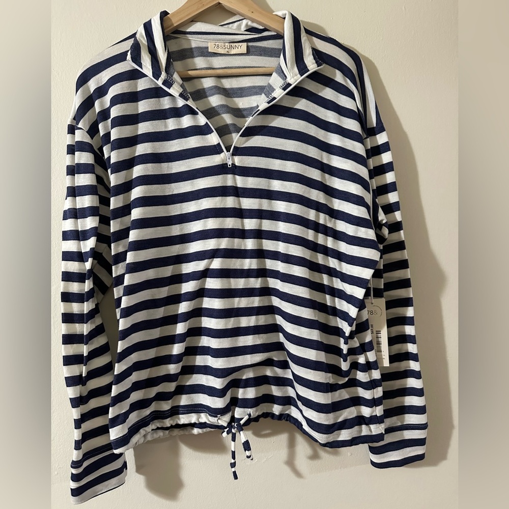 Lake Arrowhead 1/4 Zip Pullover in Navy Stripe XL (sz 14)